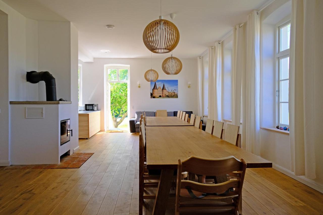 Ferienwohnung Gutshaus Klein Voigtshagen Dassow Exterior foto
